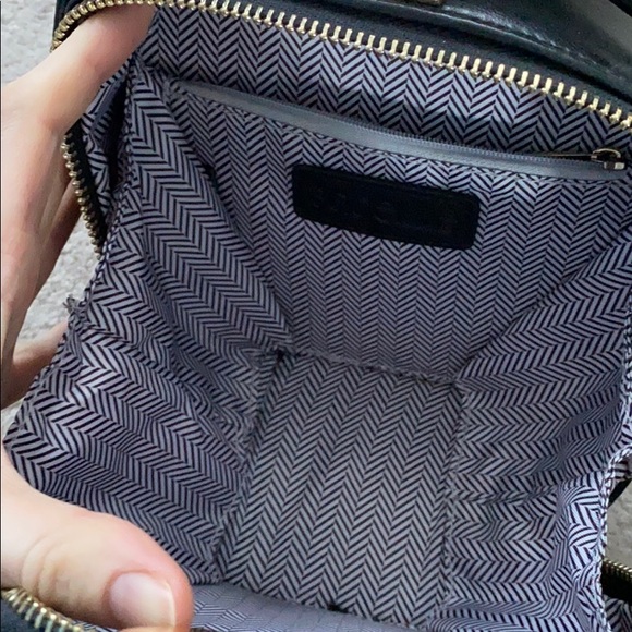 NWOT Round statement purse - Picture 3 of 3